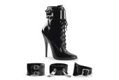 Bottines vernies noires fétiches Devious Domina 1023 à talons stiletto 15cm et lacets pour scène. Bottines vernies noires fétiches Devious Domina 1023 à talons stiletto 15cm et lacets pour scène.