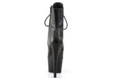 Bottines fétiches cuir noir authentique ajustables par lacets adaptées à toutes les morphologies LBDHT. Bottines fétiches cuir noir authentique ajustables par lacets adaptées à toutes les morphologies LBDHT.