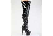 cuissardes-sexy-noires-vernies-éclat-luxe-talon-extreme-mollet-large-shooting