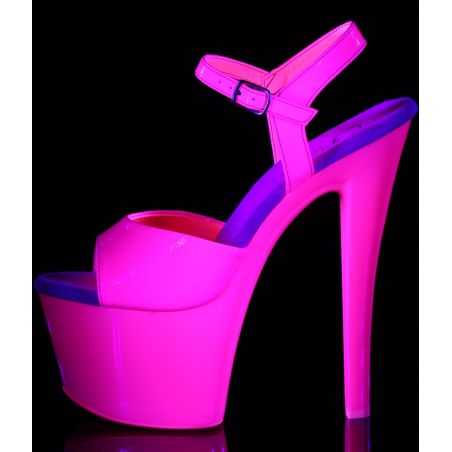 chaussure-pole-dance-rose-fluo-brillante-sous-neon-lbdht