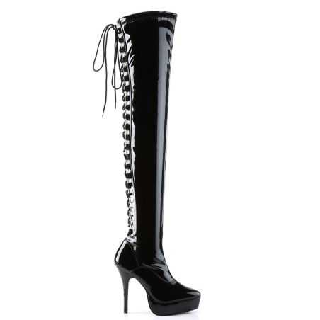 cuissardes-vernis-noir-stretch-corset-jambe-plateforme-discrete-look-gothique-chic