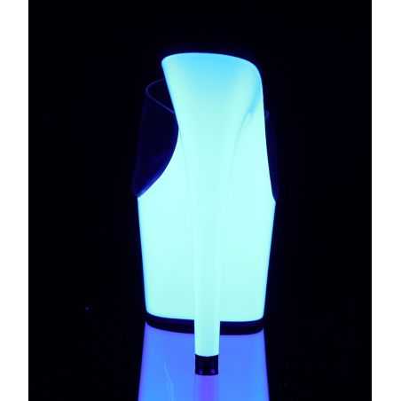 Mules glamour à bride souple et effet fluo UV pour marquer les esprits lors de shows et événements