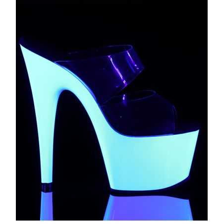 Mules glamour à double bande invisible et effet fluo UV pour un show captivant sous les projecteurs
