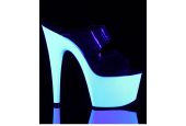 Mules glamour à double bande invisible et effet fluo UV pour un show captivant sous les projecteurs Mules glamour à double bande invisible et effet fluo UV pour un show captivant sous les projecteurs