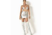 lingerie-futuriste-argentee-ornements-metal-catanzaro