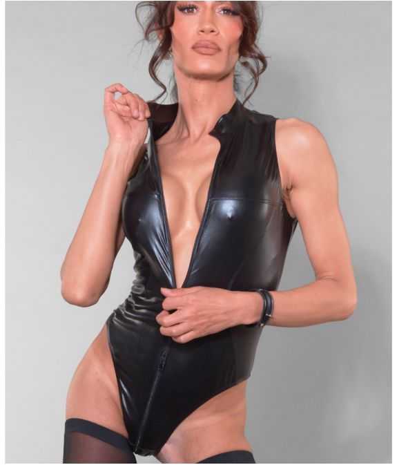 laeclat-mystaerieux-du-body-mme-manon-en-wetlook-lbdht