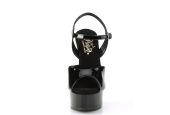 Nu-pieds en vinyle laqué noir Pleaser EXCITE-609 avec patin épais et lanière ajustable à boucle. Nu-pieds en vinyle laqué noir Pleaser EXCITE-609 avec patin épais et lanière ajustable à boucle.