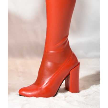 bottes-sexy-latex-rouge-grande-taille-talon-large