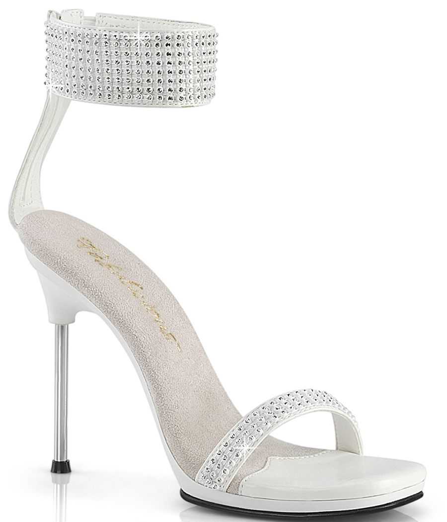 sandales-blanches-bijoux-mariage-chic-40-lbdht sandales-blanches-bijoux-mariage-chic-40-lbdht