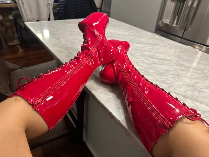 bottes-craze-rouge-vernis-sans-talon